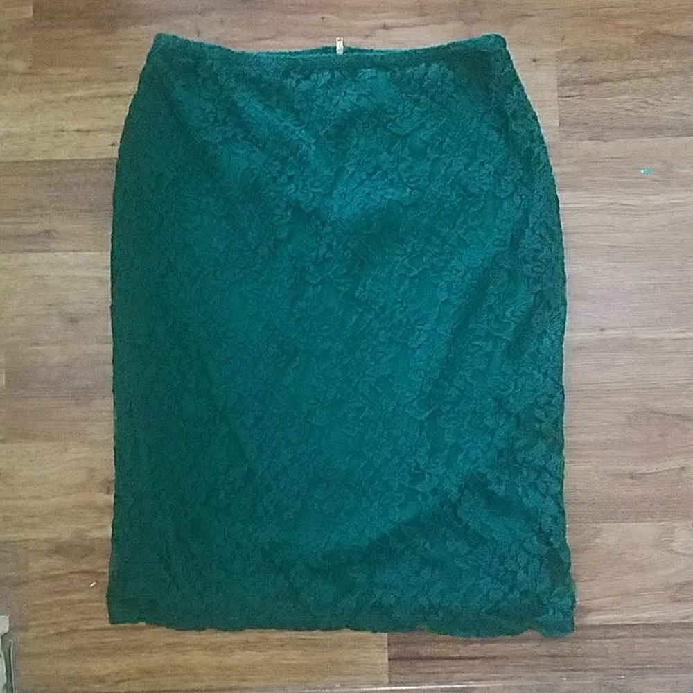🍃Lace pencil skirt